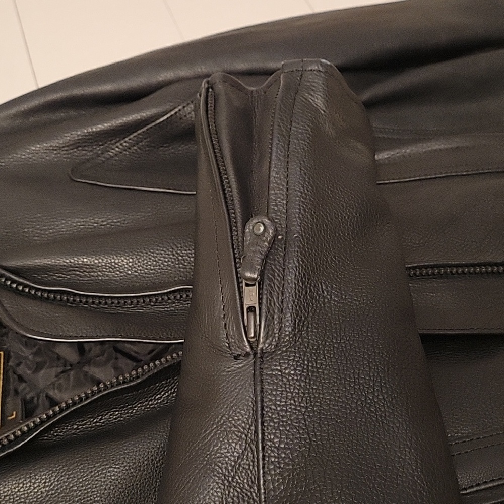 Leather jacket - Picture 6 of 6